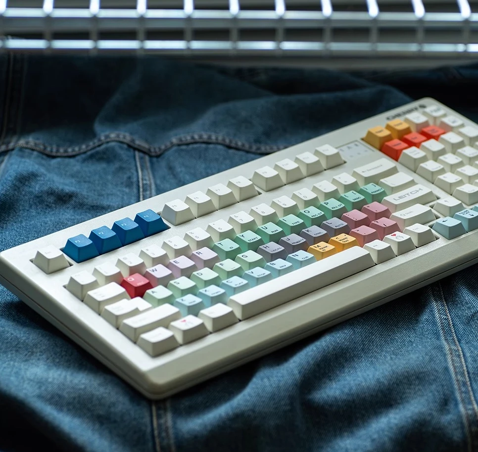 

Retro Keycaps White Leitch Video Editing Rainbow Style Pbt Sublimation Customized Iso Alice 2.25/2.75U Space Bar Keycaps