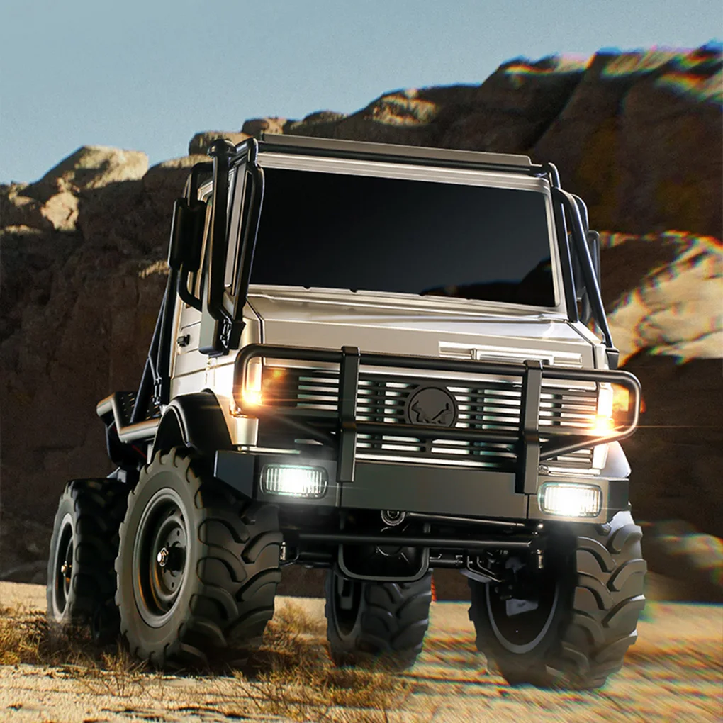 

1/18 RC MN MN333 Половина карты Unimog Альпинистский автомобиль DriveПолупое полноприводный грузовик Карточный привод RC Пульт дистанционного управления Внедорожная игрушка