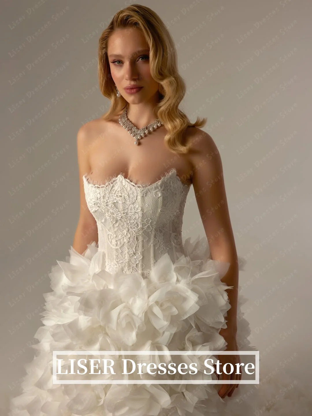Liser Sweetheart A-Line Luxury Wedding Dresses Silk Lace Tiered Tulle Customized Elegant Long Bridal Gowns Robe de mariée