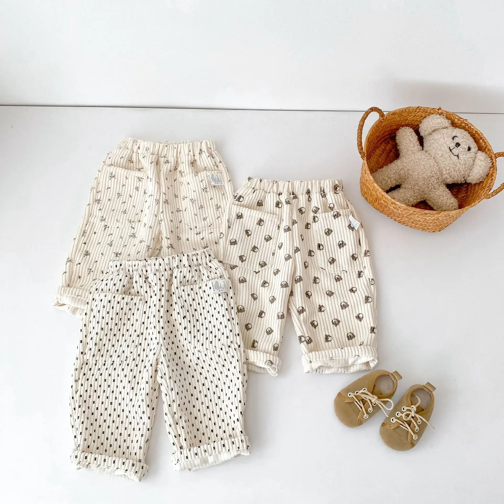 2026 Autumn New Baby Girl Loose Trousers Cotton Girls Cartoon Print Casual Pants Infant Corduroy Pants Toddler Clothes