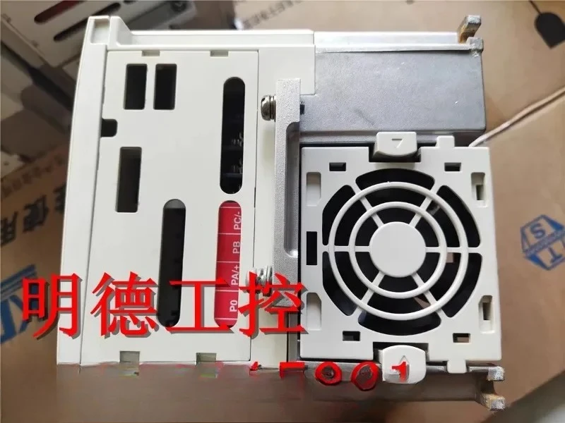 95 new VFS11-4037PL-WN (R5) 380V 4.0KW physical camera with intact functions