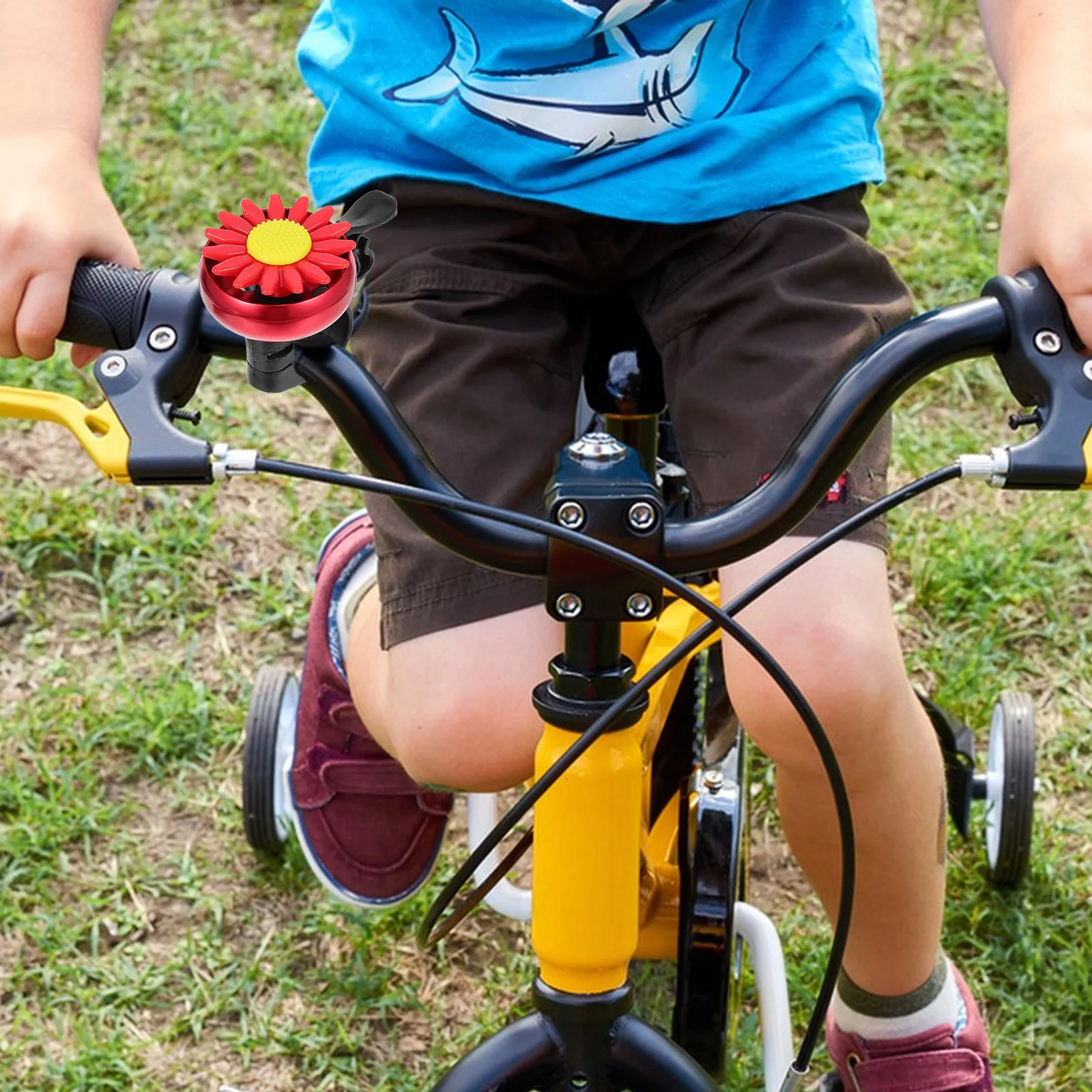 

Sunflower Shaped Bike Bell For Kids Children Cycling Handlebar 2.2Cm Red Lightweight Ring Ringer Horn Crisp Sound Portable