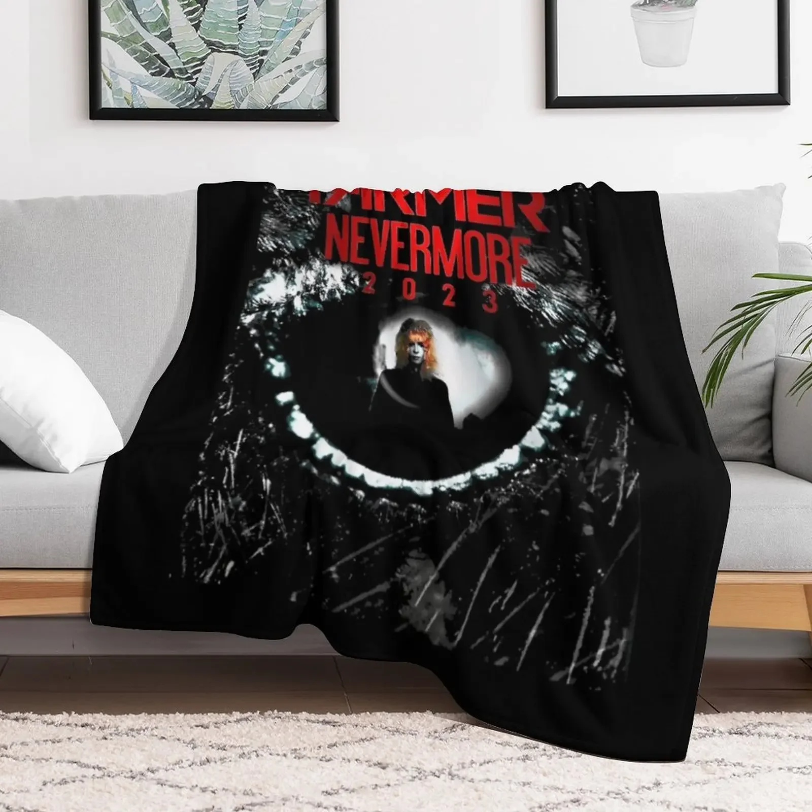mylene farmer nevermore, Mylene Farmer, Mylene Farmer 2023, mylène farmer 2022 Throw Blanket Furry Moving Blankets