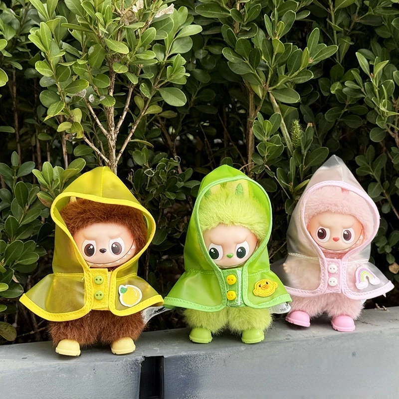 ملابس دمى لـ 10 سنتيمتر Labubu معطف واق من المطر الزي مع سماعات احذية المطر لسلسلة رمز القلب 4.0 Mini 4th Gen مزينة