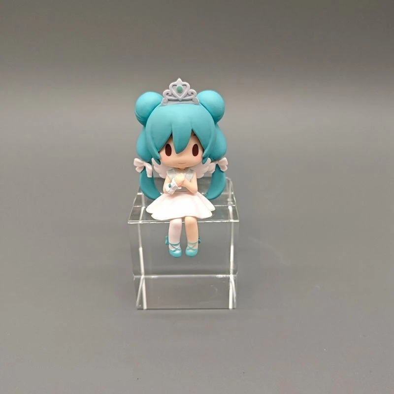 Anime Hatsune Miku Figure Sitting Series 15th Anniversary Cute Model Toy Gift Action Figure Cake  Ornament Car decoration model