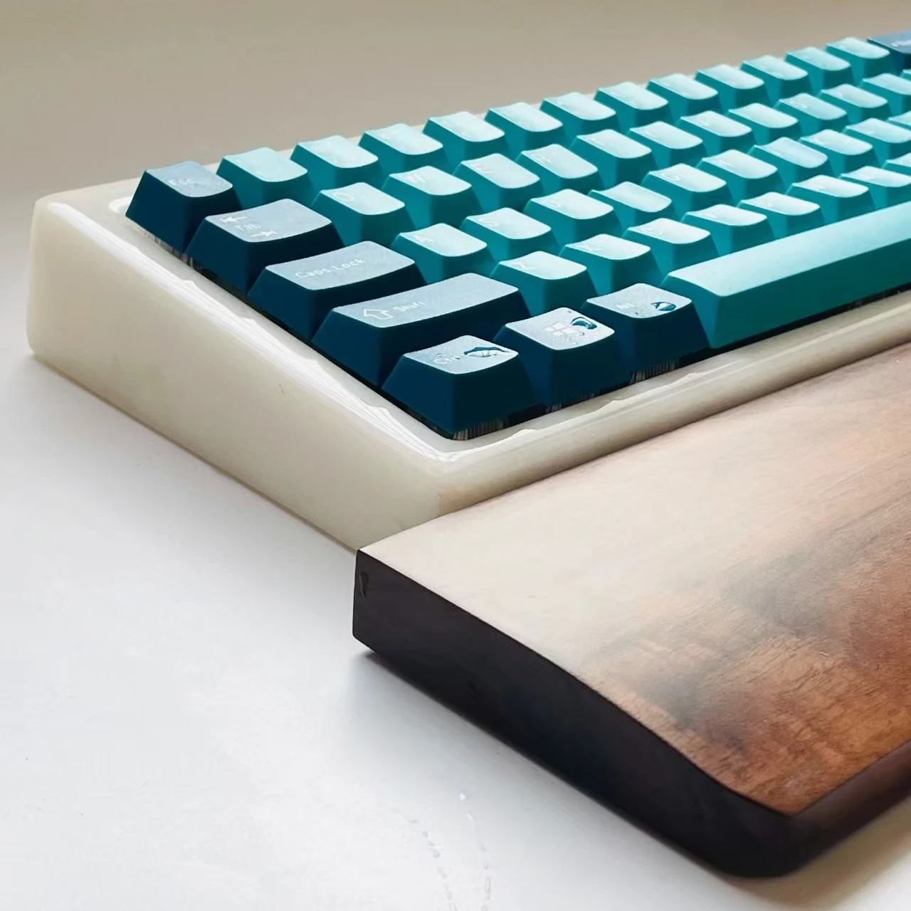 68key Jade Stone Mechanical Keyboard Kit CNC Natural Marble Case Glazing Process Hot Swap Single Mode RGB Wired 68 Keyboards