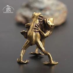 Antique Pure Copper Solid Frogs Wrestling Tea Pet Statue Brass Animal Table Ornament Accessories Home Decoration for Living Room
