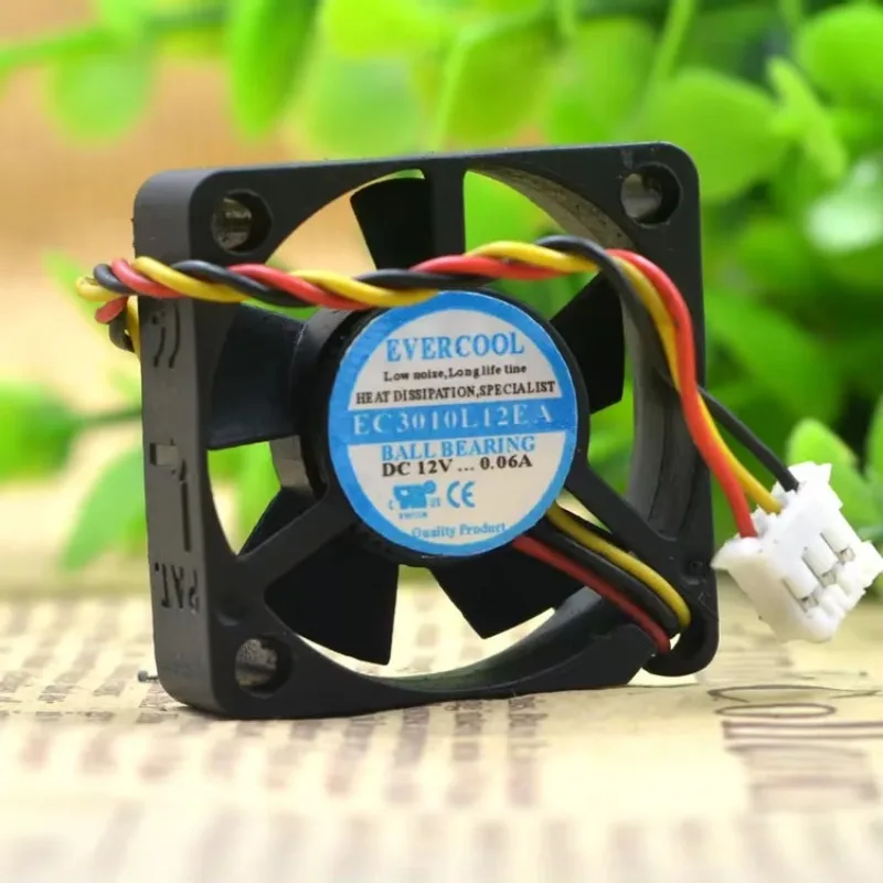 P 30*30*10MM EVERCOOL 3010 EC3010L12EA 12V 0.06A 3CM/cm Ultra-quiet fan