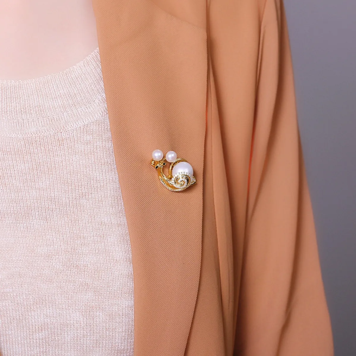 Brass Gold Plated Snail Brooch Blank, Cute Style, DIY Mabe Pearl Corsage Pin For Coat, Cross-border Supply