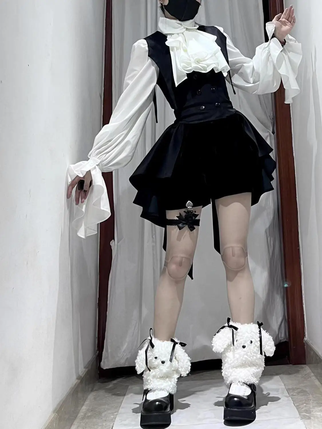 NONSAR Gothic Sweet Spicy Girl White Waist-cinching Base Layer Shirt Double-breasted Button Vest Dress Shorts Three-pieces Suit