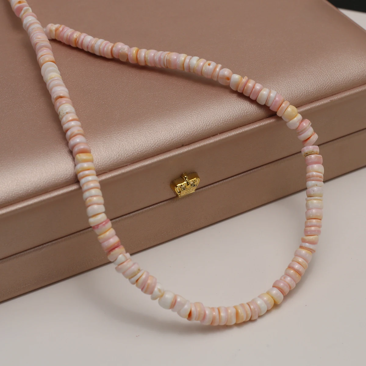 

2025 Natural Freshwater Shell Beads Irregural Pink Shell Loose Spacer Beaded for Making DIY Jewerly Necklace Bracelet 4x6mm