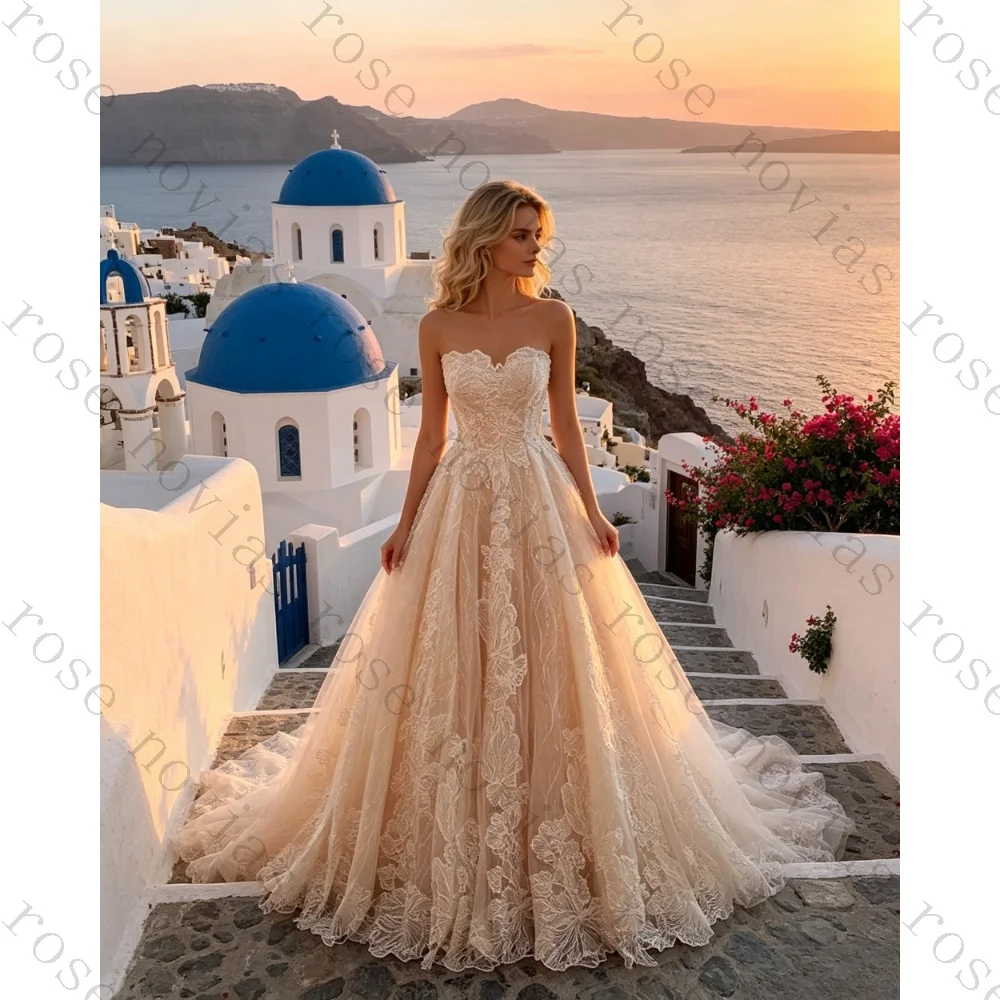 Customized Strapless Lace Pleated Chiffon Ball Dress 2026 New Romantic Strapless Flower Decal Bridal Gown Luxurious Wedding