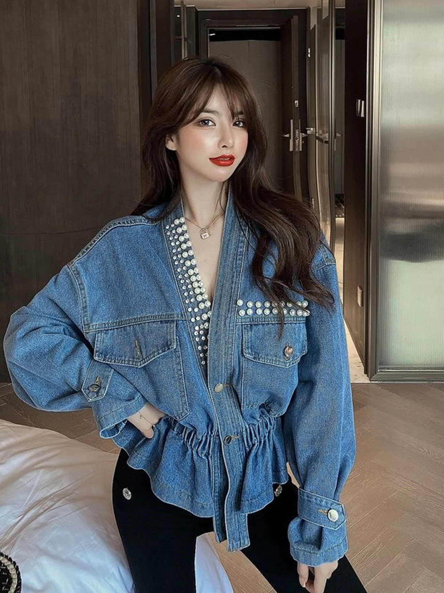 Korean Design Loose Fitting Slimming Diamond Embellished Denim Jacket Women's Fashionable Top Vintage Style Long Sleeve Short...