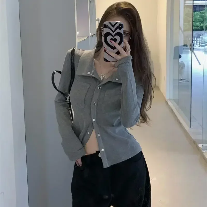 Chemises grises pour femmes, chemisiers Slim et élégants de Style coréen, esthétique Y2k, manches longues, haut Sexy pour dames, Harajuku, mode Chic de printemps
