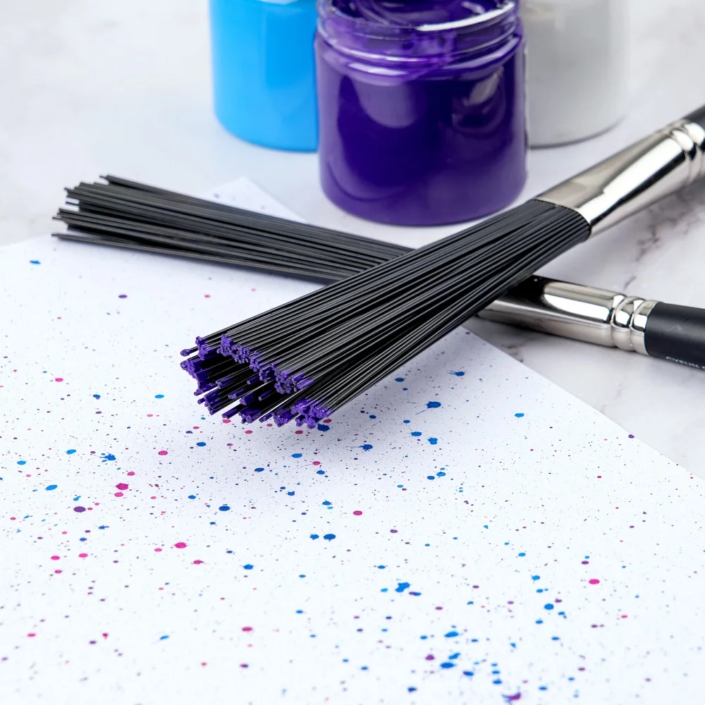 Falling In Art Round And Flat Splatter Paint Brush, Large Scale Brush For Watercolor And Acrylic Paints Durable