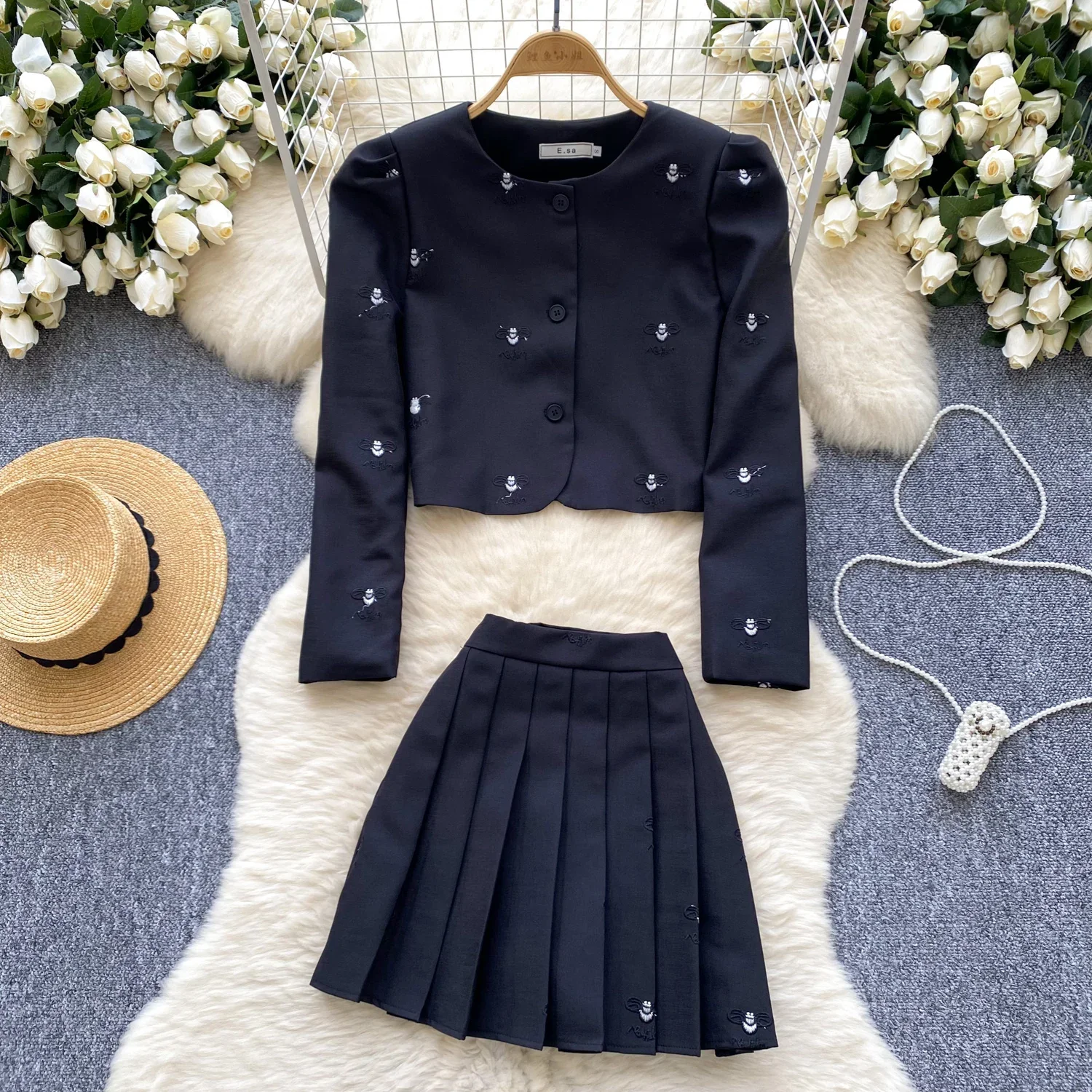 Chic Two-piece Sets Slim O-neck Embroidered Single Breasted Top Vintage Slim Basics A-line Skirt Autumn Winter Korean Clothing