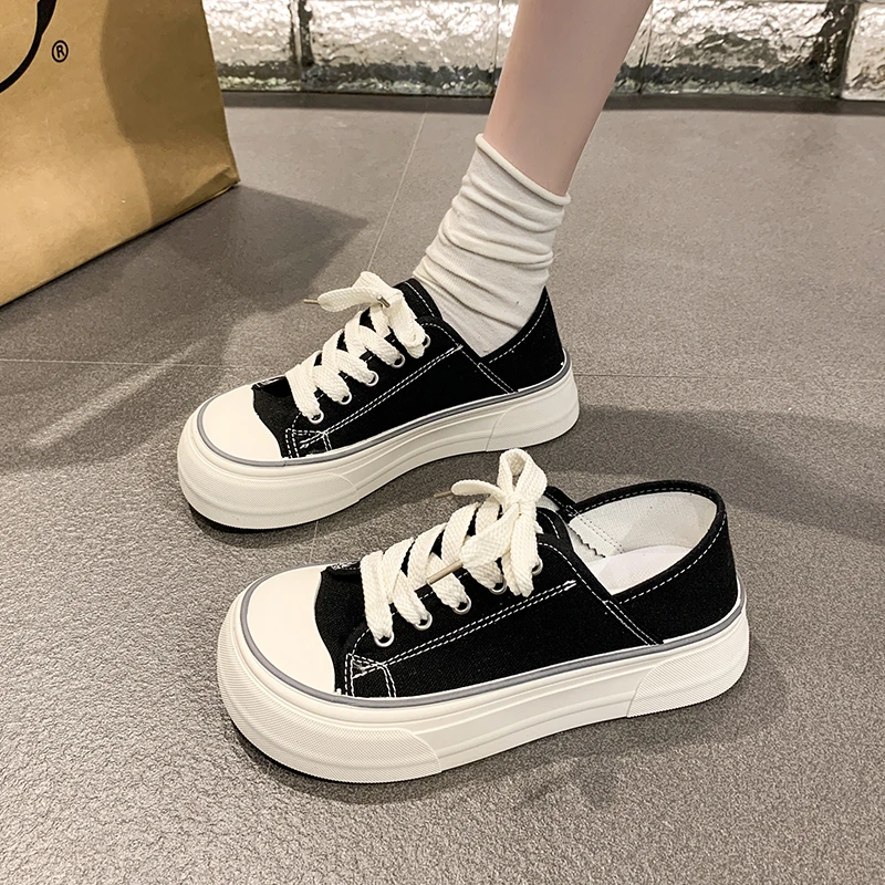 Thick bottomed Mango Head Canvas Women's Shoes 2024 New Spring Student Versatile Flat Shoes Classic Women's Casual Board Shoes