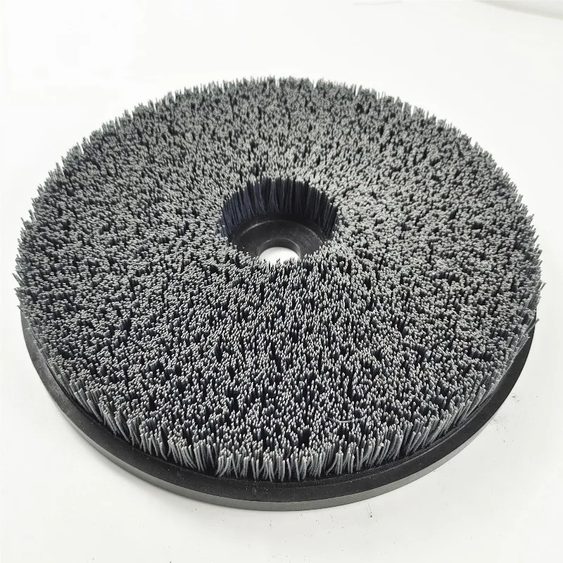 Abrasive nylon disc wheel brush for end deburring system