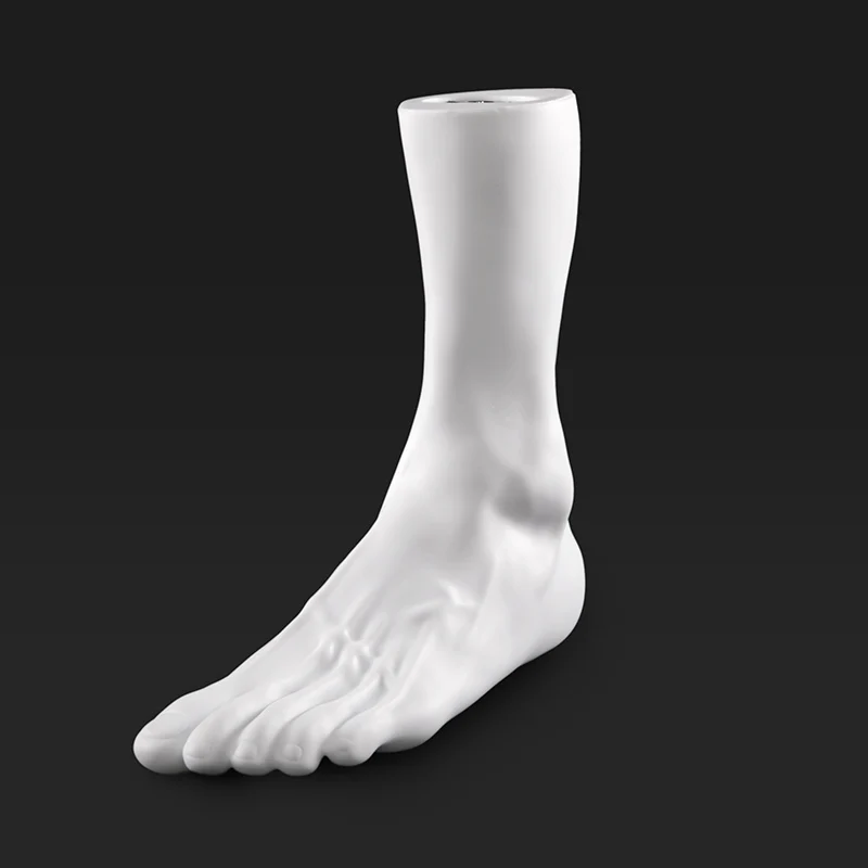 A Seamless PVC Vinyl Men\'s Simulated Foot Mannequin Fashion and Smooth Foot Model Men\'s Shoes and Socks Display Prop