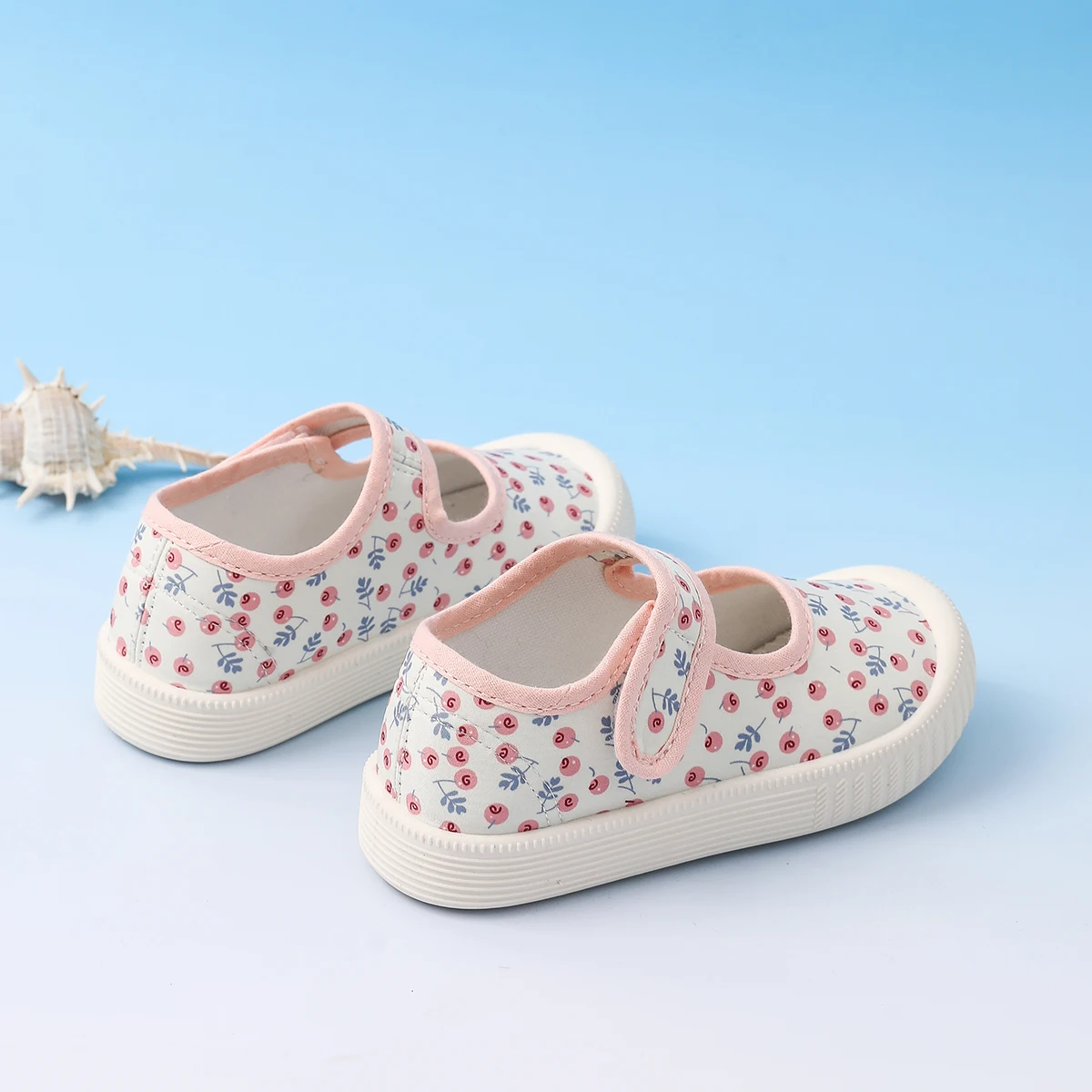Girls' Fashionable Casual Sports Shoes Spring and Summer Soft Soles Suitable for Indoor and Outdoor Kindergarten Students