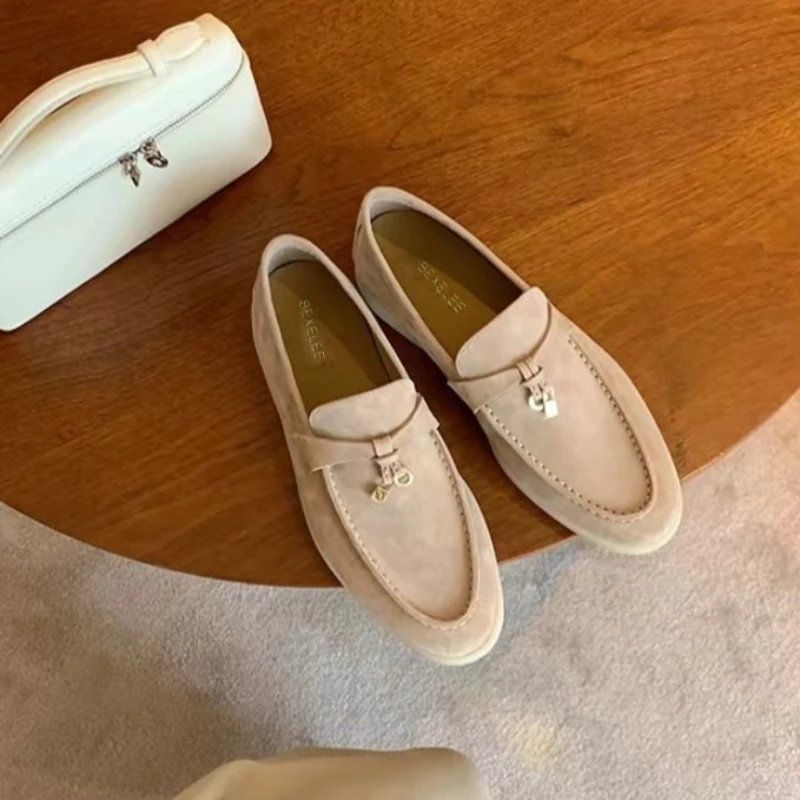 Designer-Schuhe für Damen Wildleder Slip-on Loafer Mädchen Mode Flache Bootsschuhe