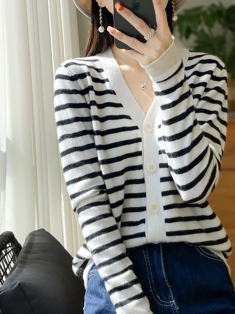 

New Chic Long Sleeve V-Neck Cardigan Women Sweater High Quality 100% Merino Wool Stripes Knitwear Spring Autumn Women Clothing