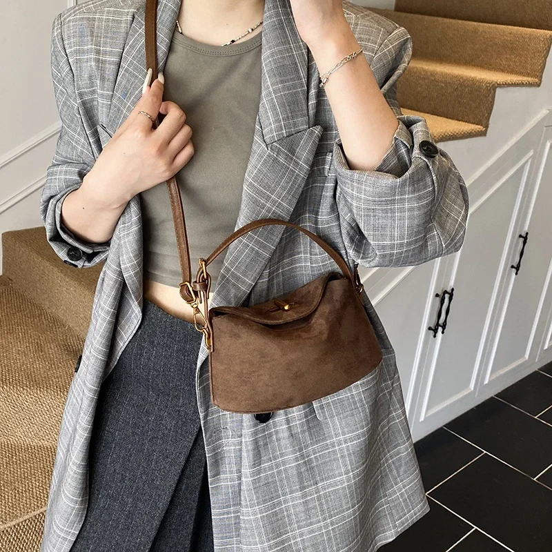 

Fashionable Vintage Diaper Bag For Women Luxury Crossbody Handbag Designer Minimalist Elegant Large Capacity Leather Tote Bag