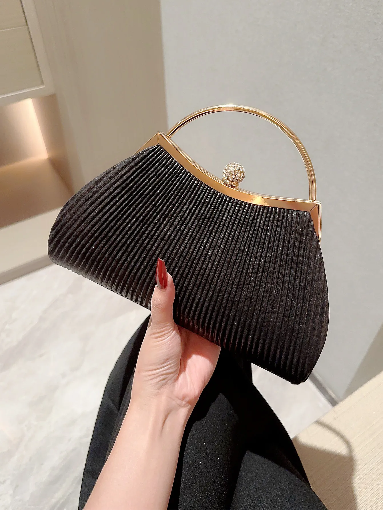 2023 Evening Bag For Women Elegant Glitter Pleated Ladies Clutch Luxury Party Wedding Shoulder Crossbody Bags Banquet Handbag