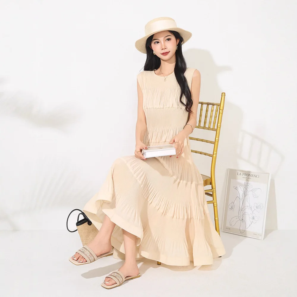 

Miyake New 2025 Pleated Dress Women's Senior Sense of Sleeveless Temperament Yankee Elegant Pressed Pleated Mid-length Skirt