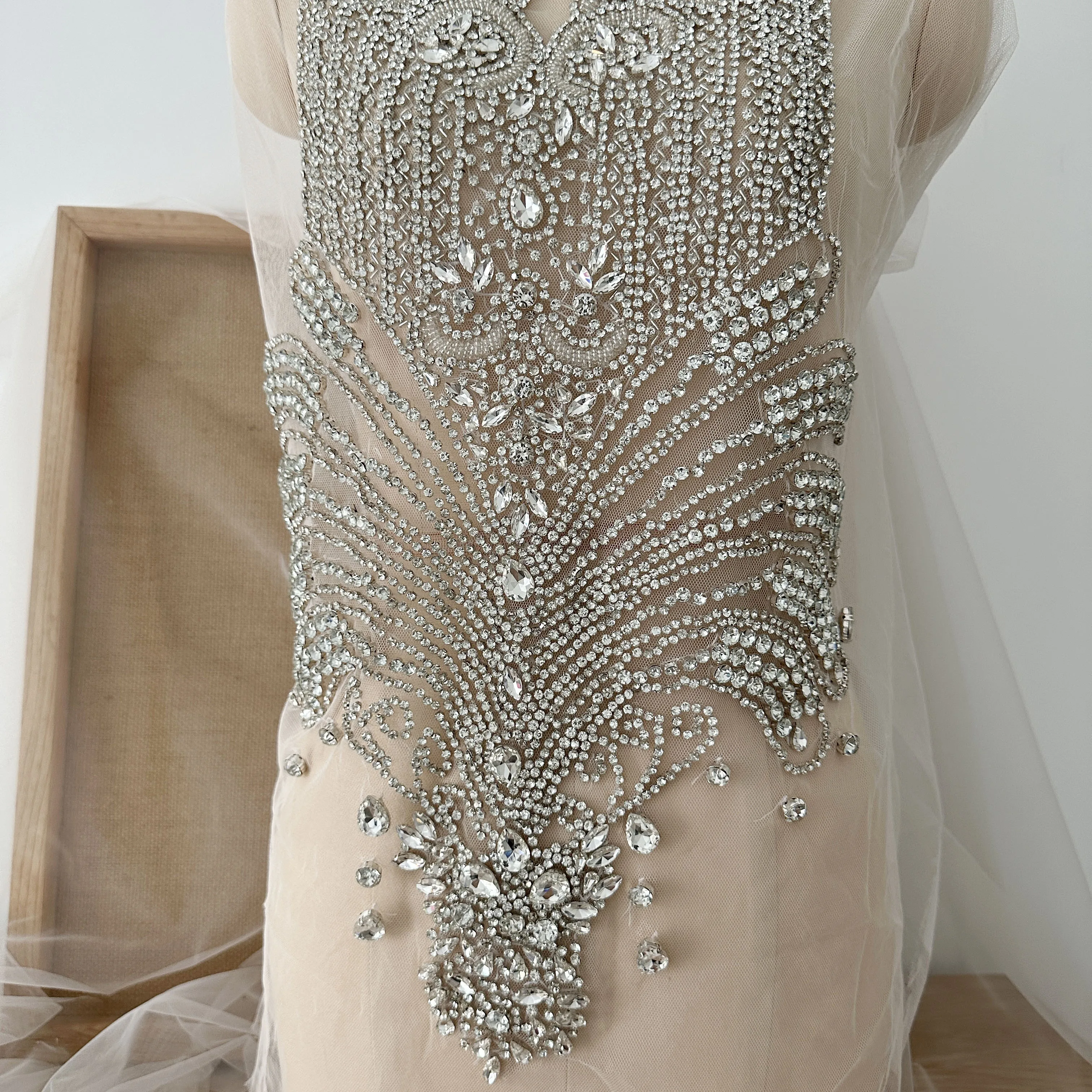 Luxury Silver 3D Hand Sewn Rhinestone Bridal Bodice Lace Applique for Wedding Gown Overlay, Lace Veils, Couture Applique