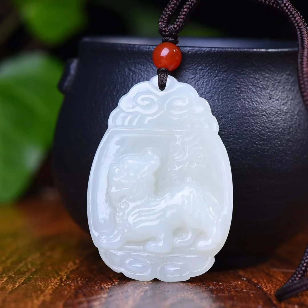 Exquisite Hetian Jade Lucky Pixiu Pendant Jewelry 1126#