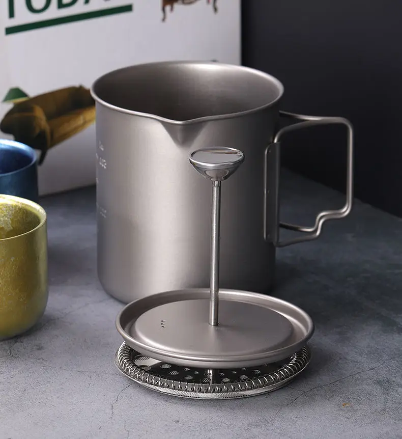 Camping Accessories 750ml Outdoor Camping Titanium Alloy Coffee Pot with French Coffee Filter Press Titanium Alloy Pot