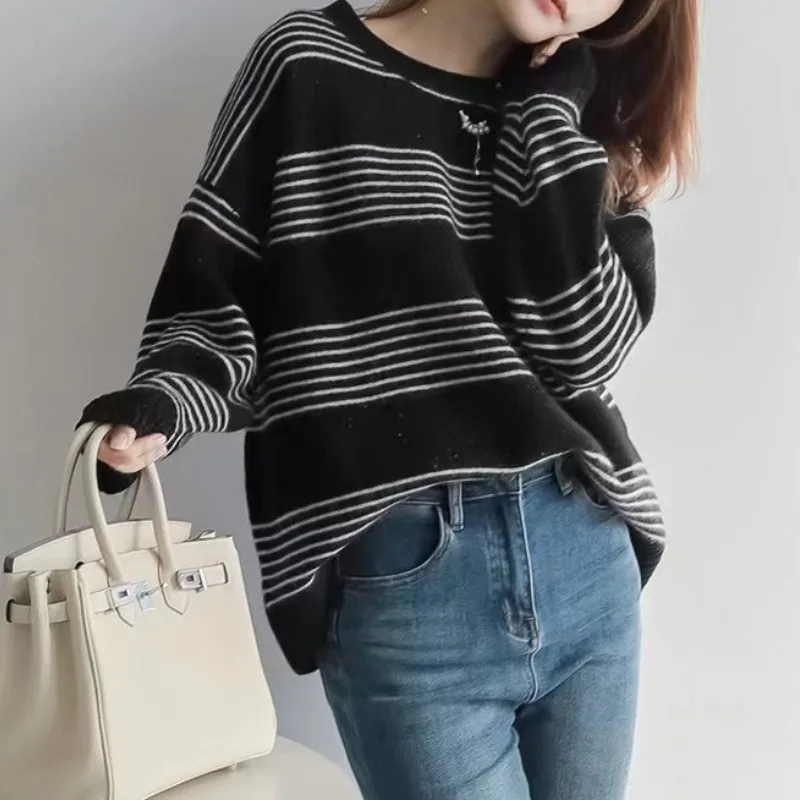 Autumn Winter Women\'s Round Neck Striped Hollow Out Solid Lantern Long Sleeve Sweater Knitted Undershirt Casual Elegant Tops