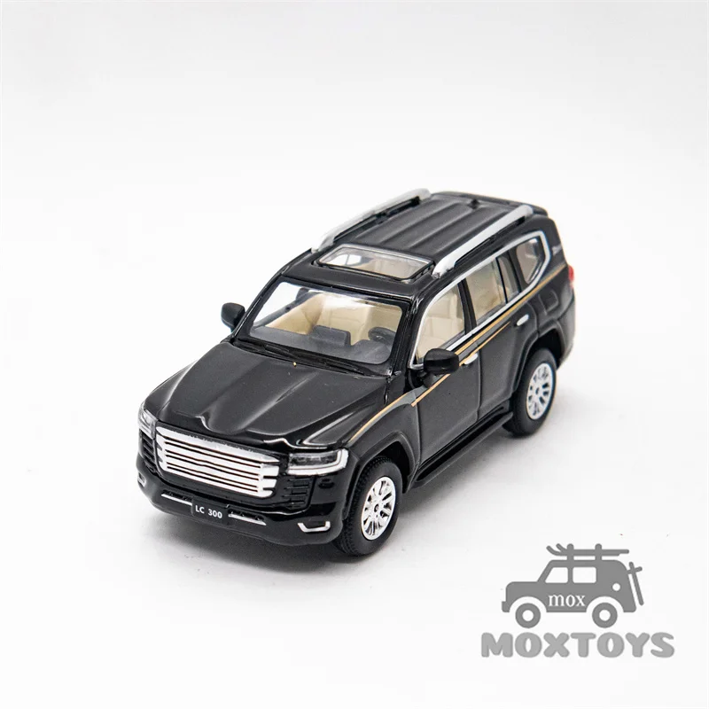 MASDI 1:64 Land Cruiser LC300 Diecast Model Car