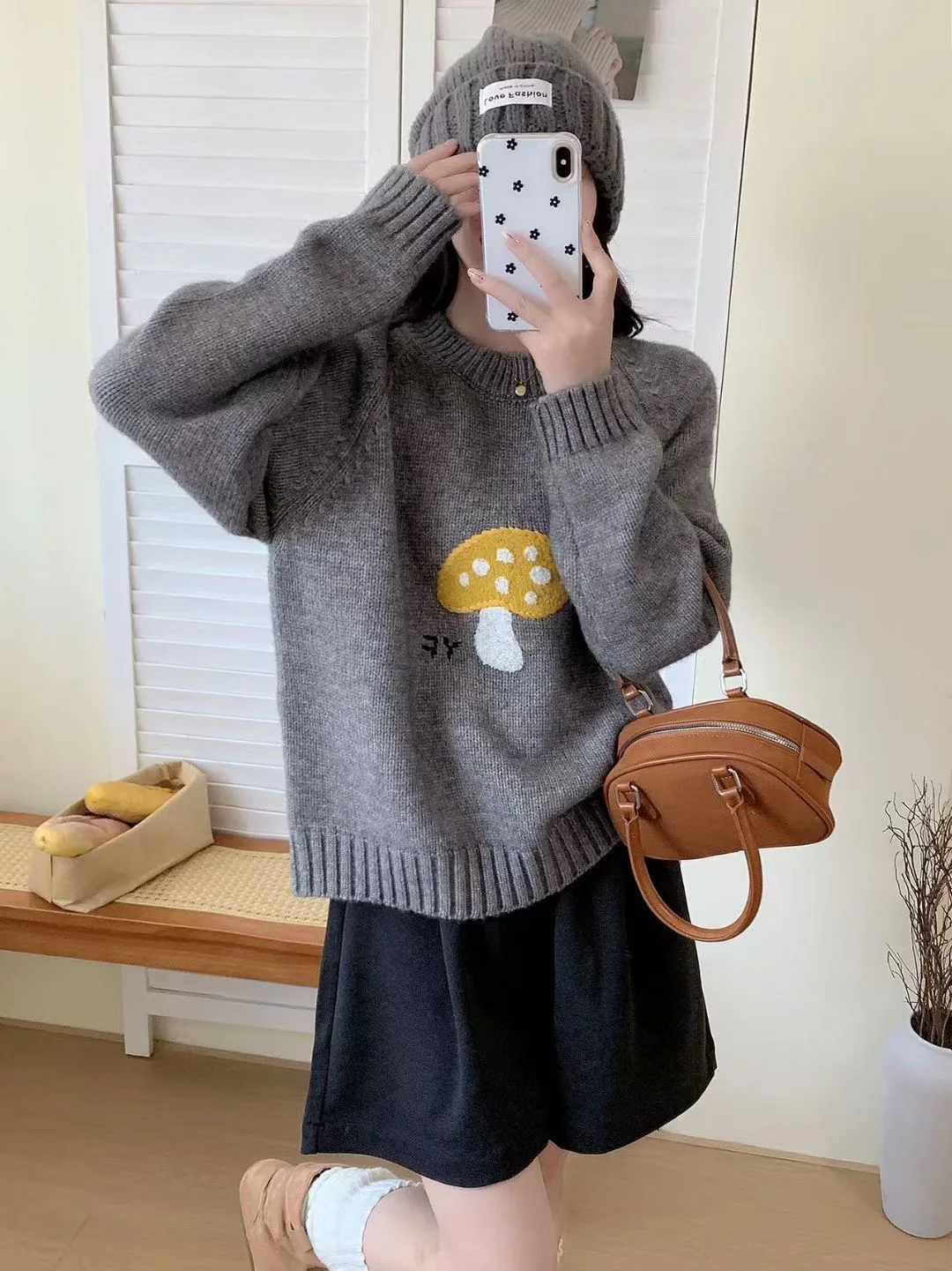 الأزرق الكرتون التطريز Thiened هوديي المرأة الخريف الشتاء جديد Sle الراقية تنوعا محبوك سترة تخفيف غير رسمي