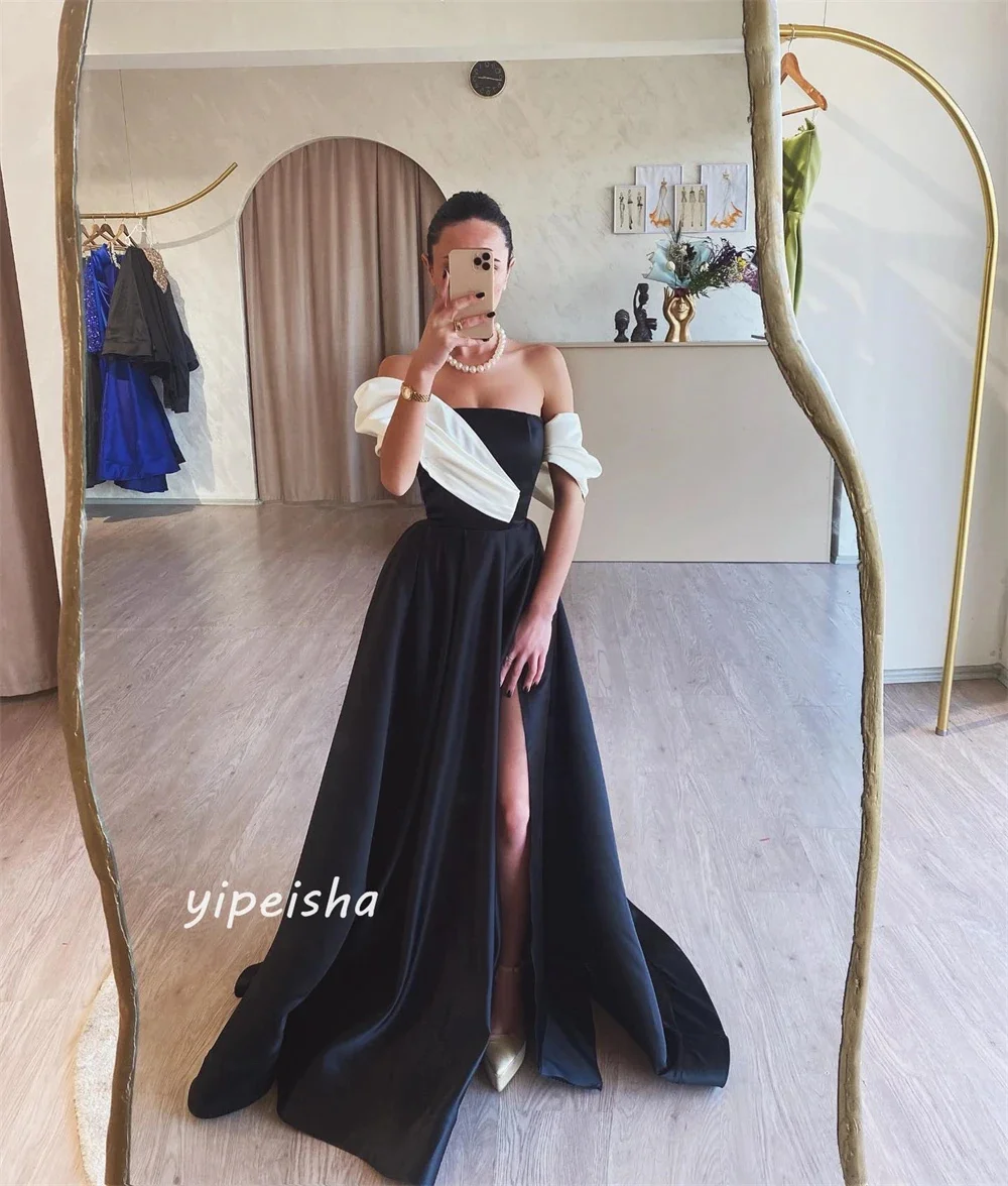 Amanda Satin Strapless Side High Split robes de soirée A-Line Simple Floor-Length Evening Dresses Elegant Party Wedding Dress