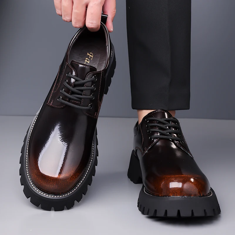 

Men's new Derby leather shoes Comfortable gentlemen with high-quality styles Party or Business Outdoor thick soled daily shoes