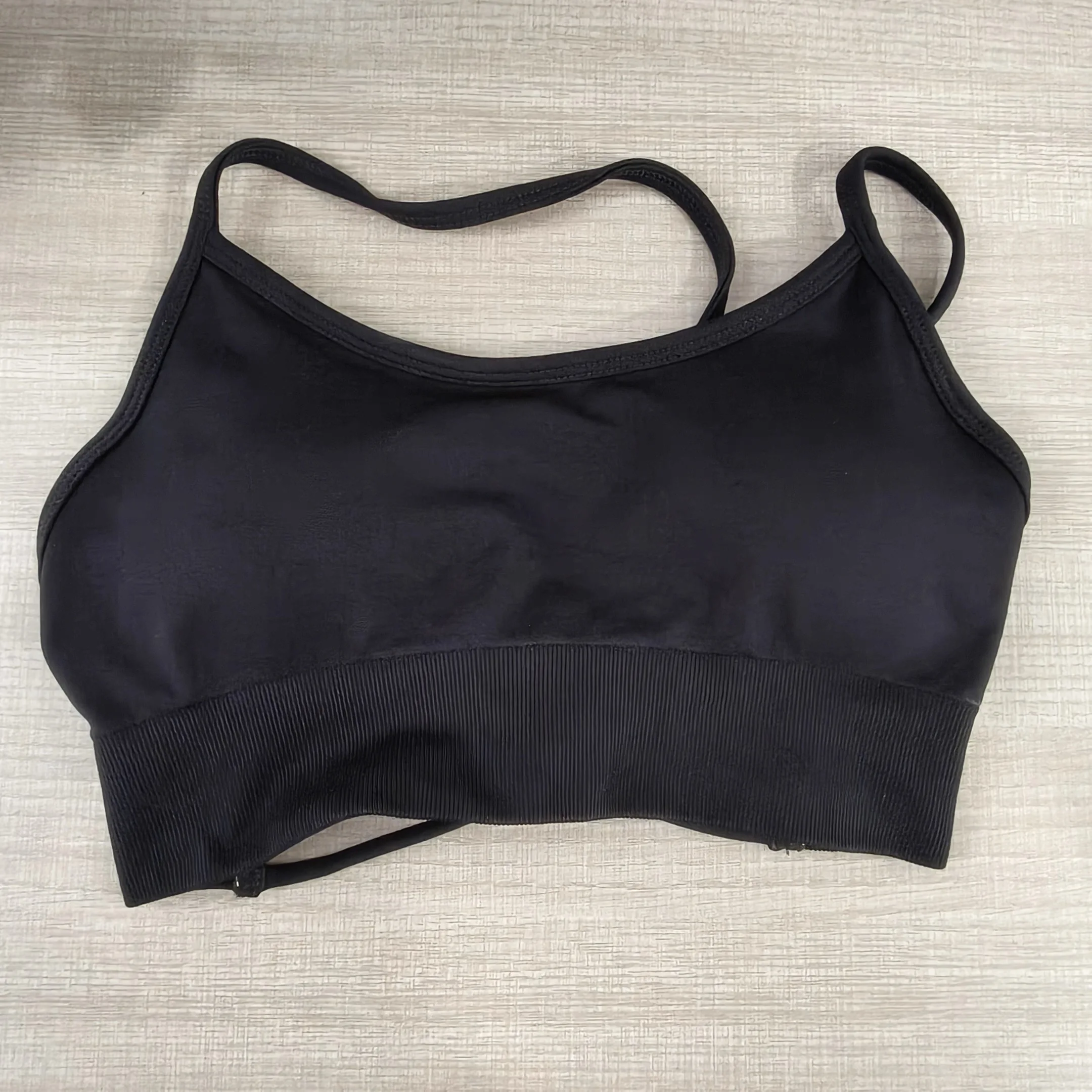Sommerliche Yoga-Bekleidung für Damen: Atmungsaktive Unterwäsche, Sport-BH zum Laufen, formgebendes Push-up-Oberteil und stoßdämpfendes Top – Detail 11