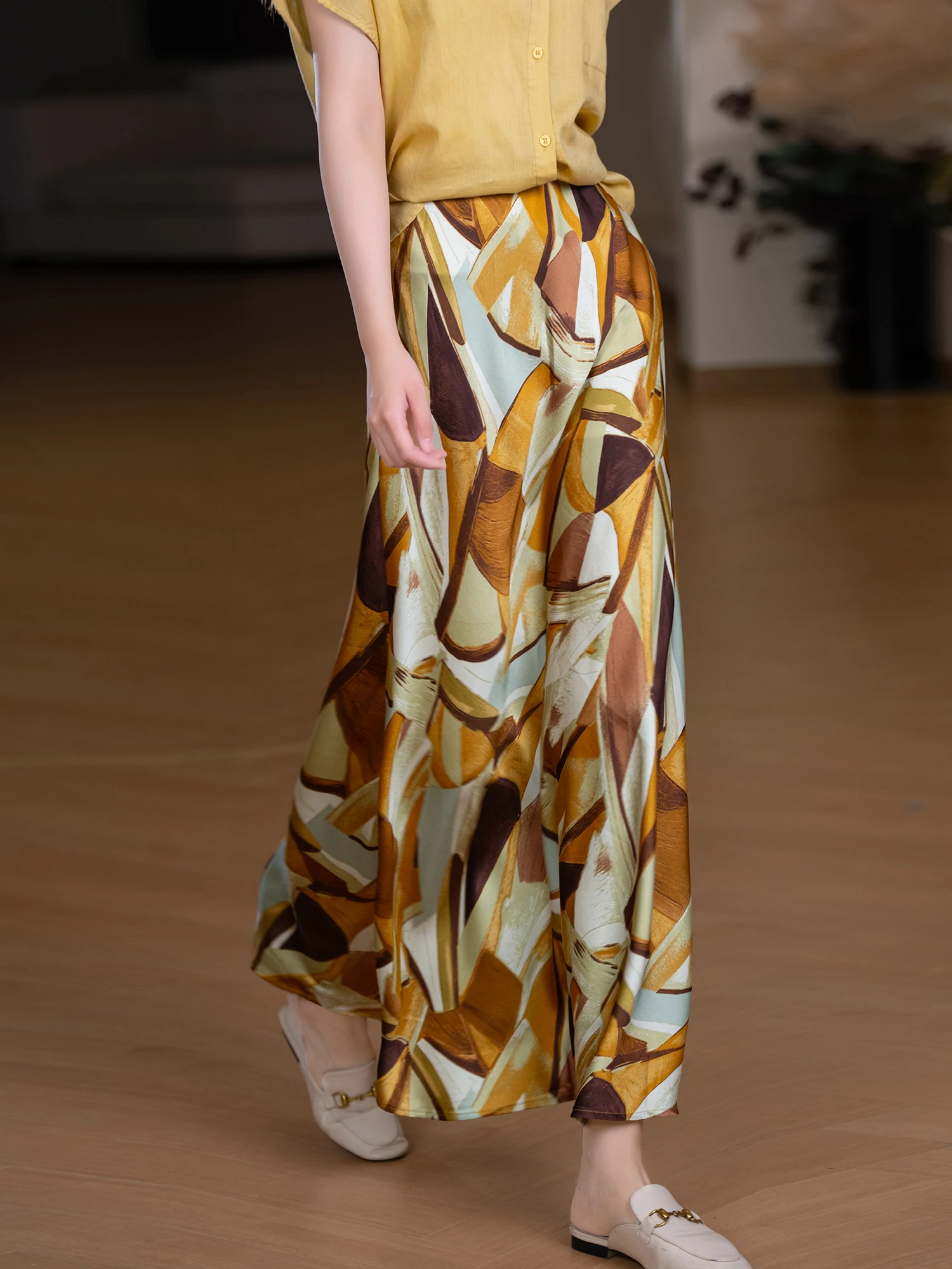 Elegant Satin Print Halter Skirt with Elastic Waist by Little Ear Brand Summer 2026 Women's Loose Fit Umbrella Skirt
