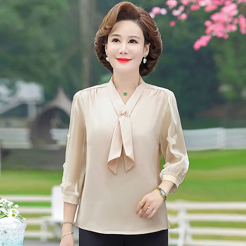 Frühlingsmode 7-Viertel-Ärmelhemd Chinesisches neues Herbst-Western-Stil einfaches besticktes Oberteil