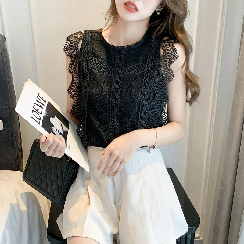 Summer Sleeveless O-Neck White Women Blouse Hollow Out Lace Blouse Shirt Women Tops Blusas Mujer De Moda 2024 Verano Blusa J14