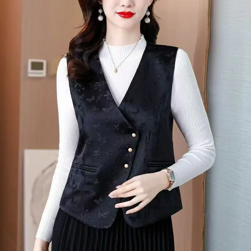 Middle-aged Mother New Chinese Style Black Vests 2026 New Spring Autumn Casual Sleeveless Waistcoat Women Retro Blazers Vest