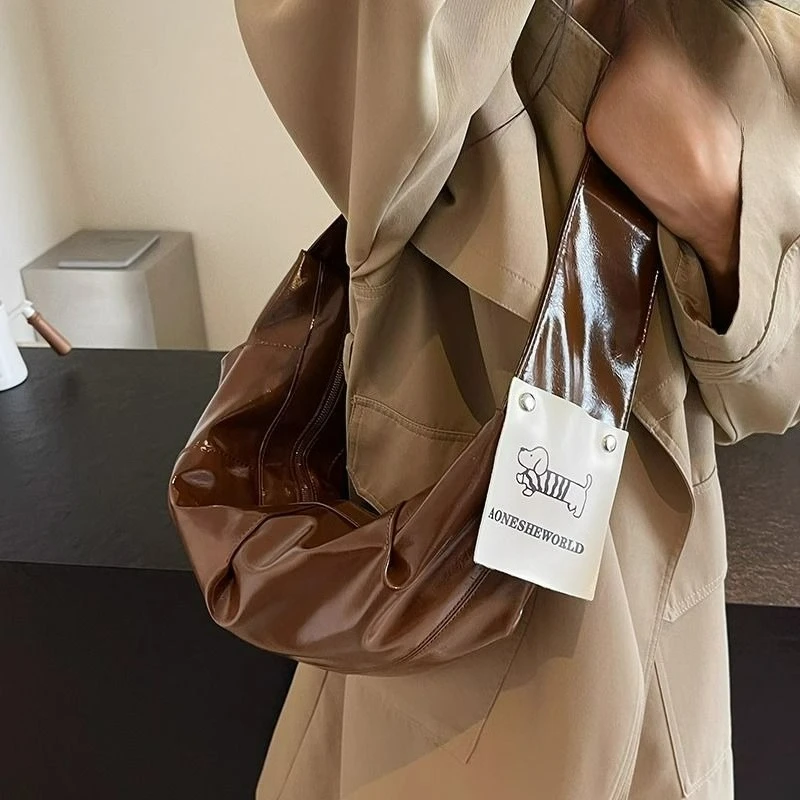 

Майяра, мягкая кожаная плиссированная сумка для пельменей, женская сумка-круассан большой вместимости, широкополосная пригородная сумка, индивидуальная простая сумка в стиле ретро