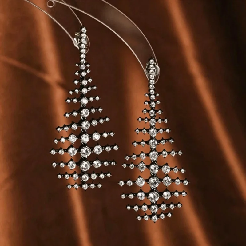 Bellux 925 Silver Synthetic Zircon Earrings Light Luxury Vintage Shining White Round Diamond Earrings Charm Women's Jewelry