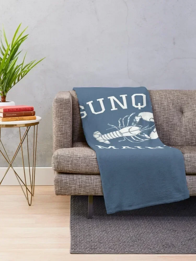 Ogunquit, Maine Lobster Sweatshirt Throw Blanket Winter beds Luxury Designer Blankets Sofas Of Decoration funny gift Blankets