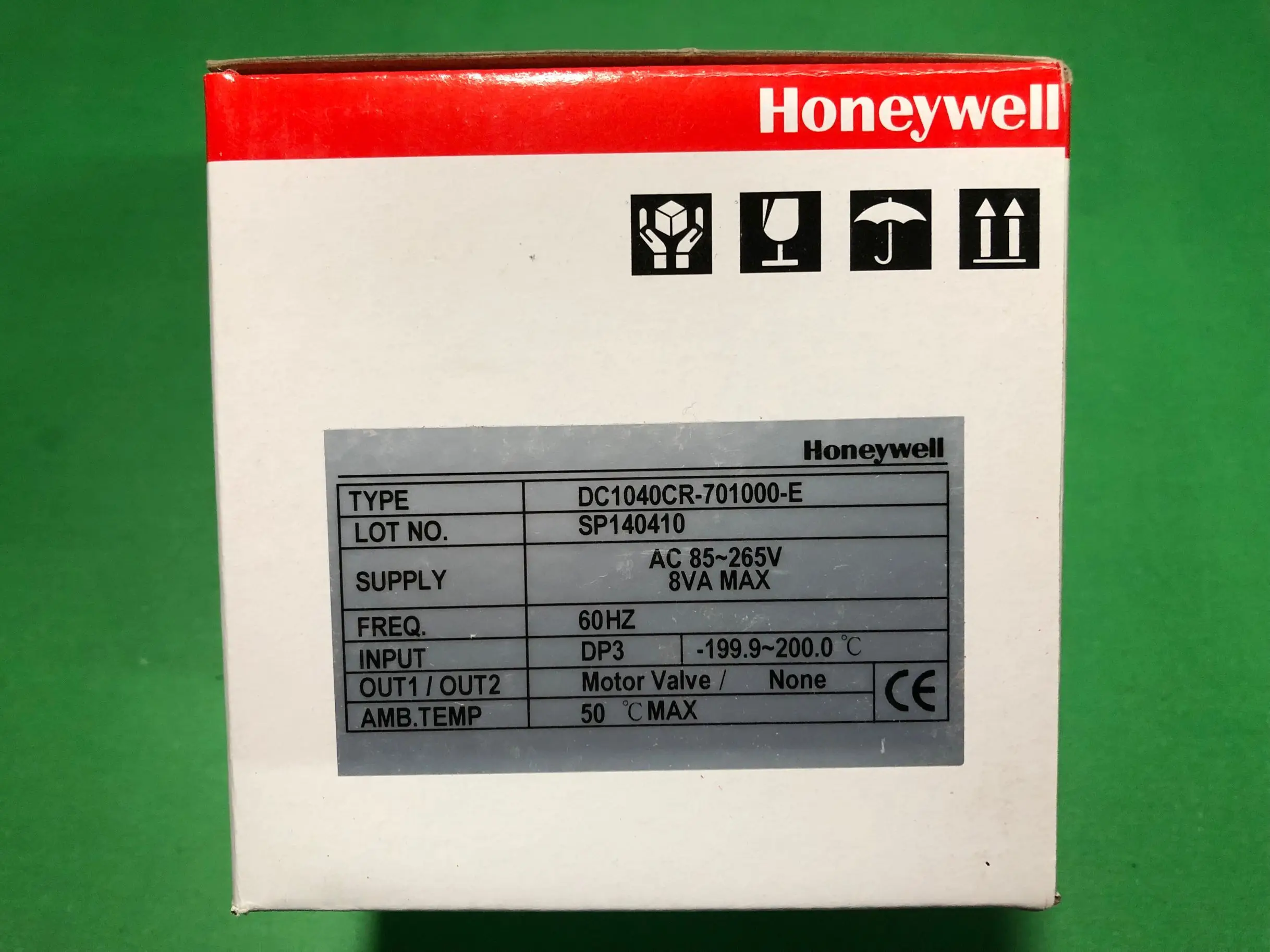 Honeywell Thermostat DC1040CR-701000 702000 70100B Control Valve