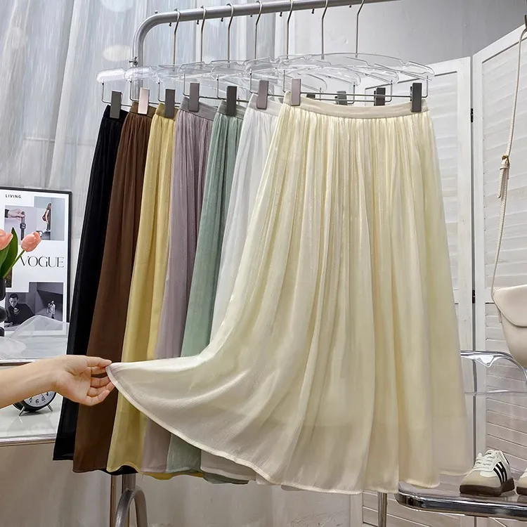 2026 Frühjahr/Sommer Neuer Glänzender A-Linien-Rock für Damen, Einfarbig, Hohe Taille, Französischer Pariser Stil, Eleganter Asymmetrischer Rock – Detail 10