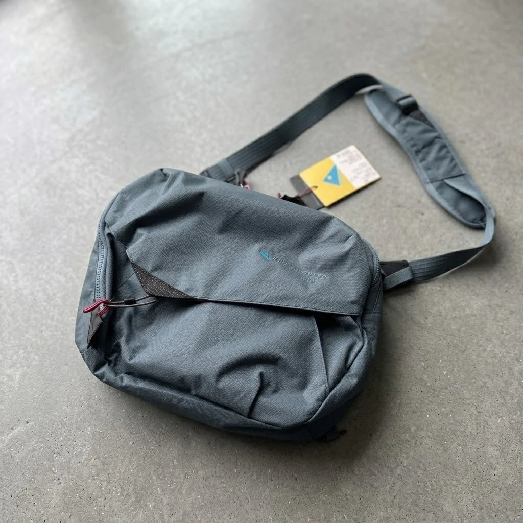 borsa-a-tracolla-leggera-da-8l-di-grande-capacita-borsa-messenger-per-uomini-e-donne-per-ciclismo-viaggi-e-uso-quotidiano