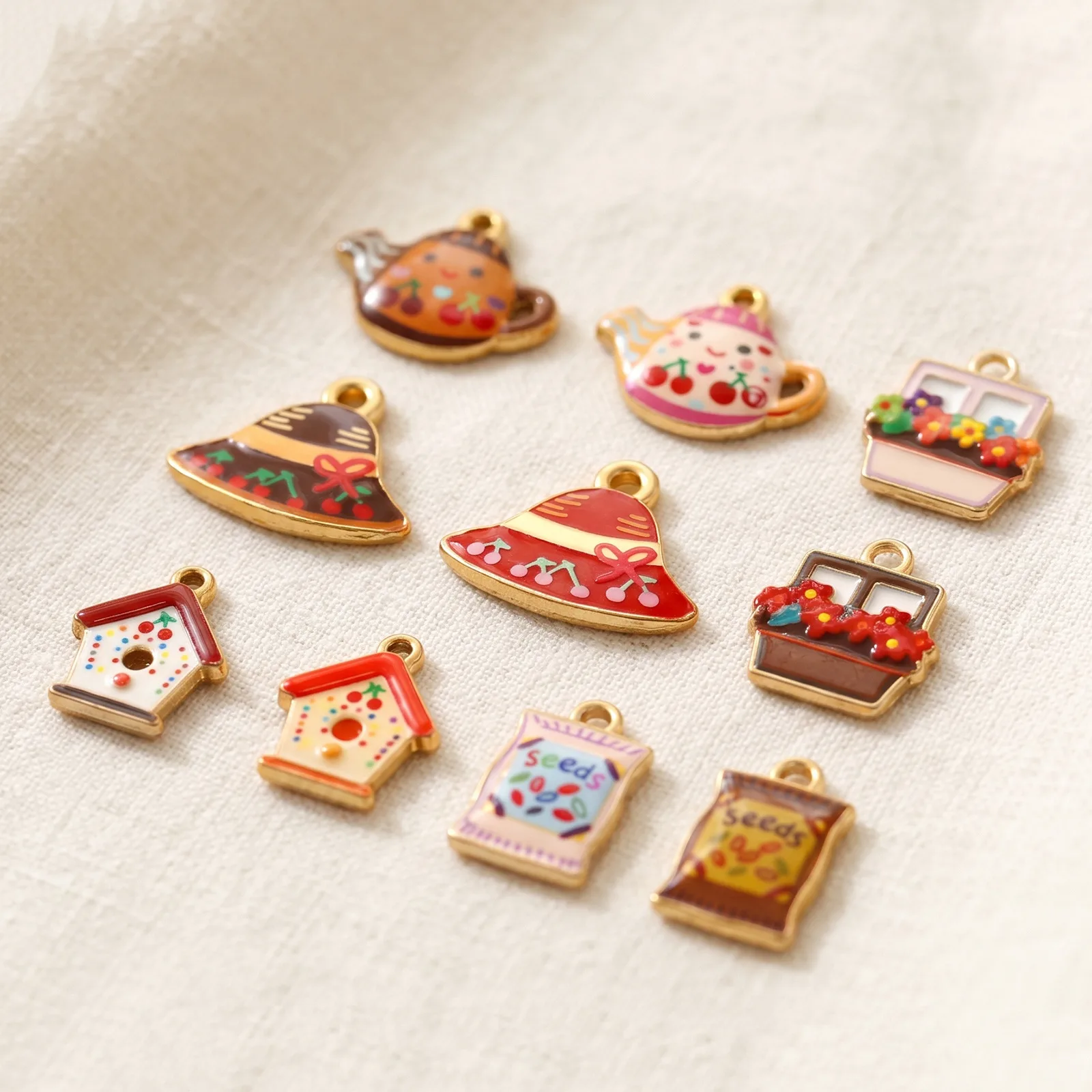 2 Stück wasserdichte, bunt bedruckte Anhänger mit Haus- und Blumenmotiven, Teekanne, 304 Edelstahl, 18K vergoldete Anhänger, DIY-Halskette, Großhandel – Detail 5