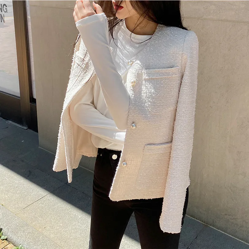 Pearl button small fragrant style round neck cardigan jacket for women, 2024 autumn short and coarse tweed temperament top